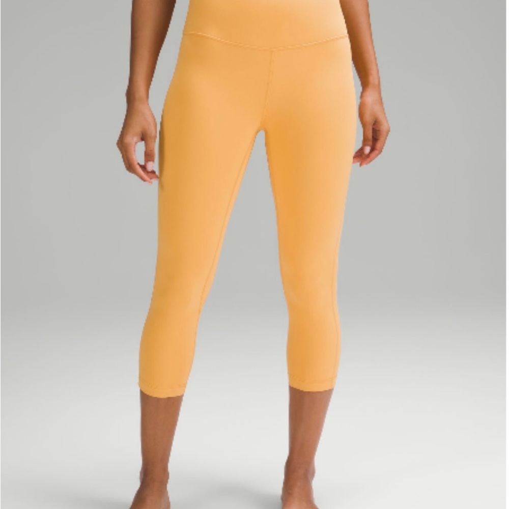 Women's Yellow Cropped Leggings Size 14 Lululemon Align Crop 21” Mango Dream